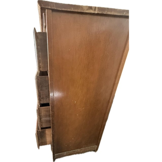 Italian Italian Walnut Dresser in the Style of Luigi Saccardo for Gasparello, Circa 1950s For Sale - Image 3 of 4