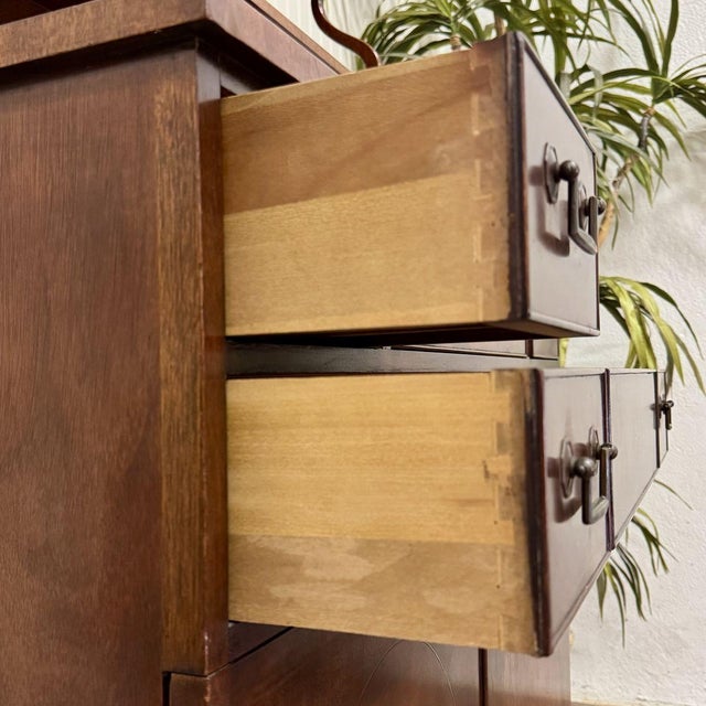 Late 20th Century Vintage Heritage Henredon Mahogany Cabinet / Buffet With Waterfall Plate Shelf For Sale - Image 5 of 17