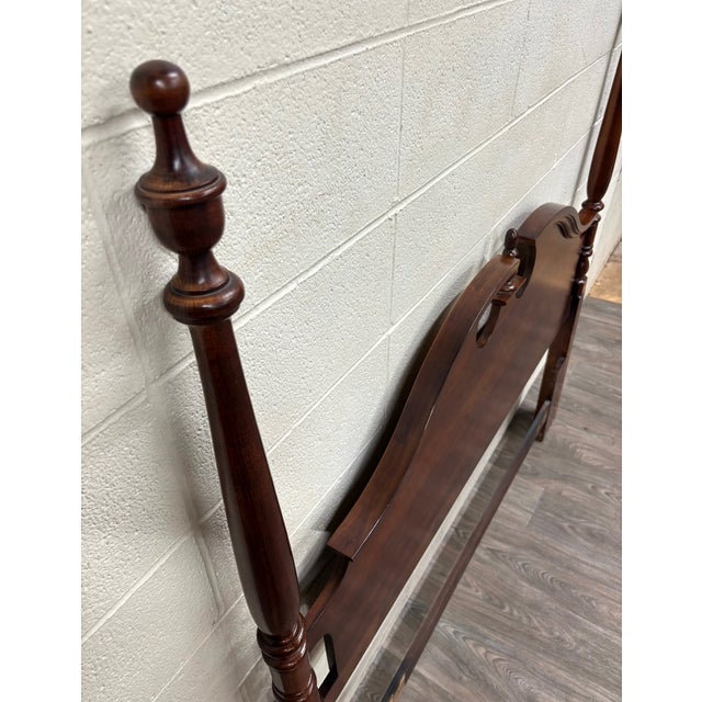 This is a beautiful vintage Chippendale style convertible queen/full poster headboard crafted in the Colonial Revival...