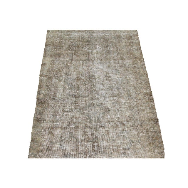 ACTUAL SIZE: 3’0″ x 10’6″ PRIMARY COLOR: Lt. Brown AGE: Old MATERIALS: Wool FOUNDATION: Cotton PRODUCTION: Handwoven,...