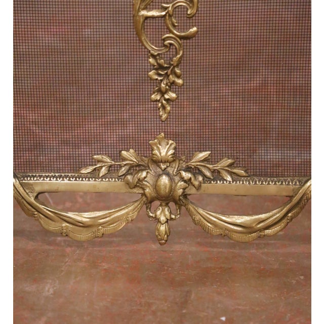 Brass Mid-Century French Louis XVI Brass Fireplace Screen With Mesh Panel For Sale - Image 8 of 12