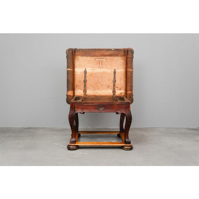 Large Baroque Table in Walnut, 1700s For Sale - Image 4 of 18