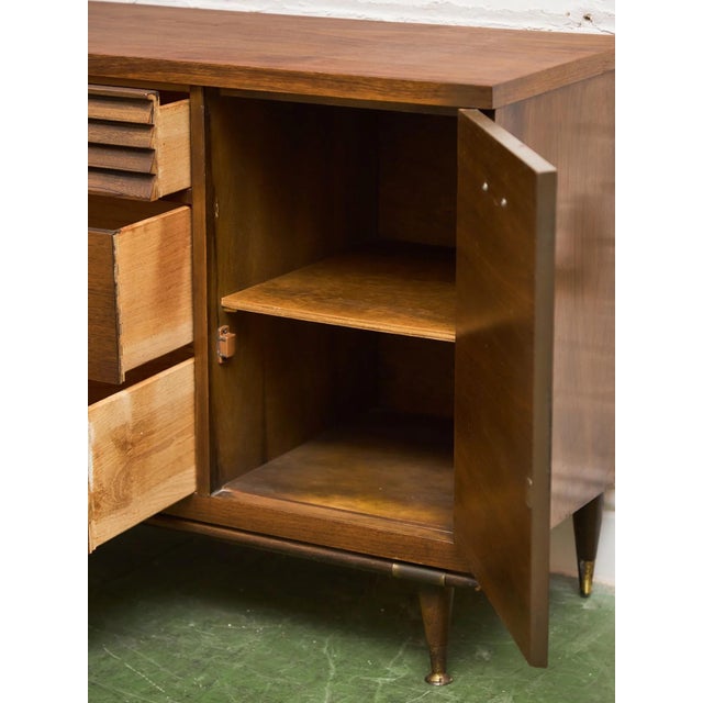 Bassett Furniture Merton Gershun Style Bassett Mid Century Walnut and Brass Louvered Credenza For Sale - Image 4 of 12