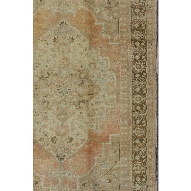 Vintage Turkish Oushak rug with ornate medallion. rug na-63765, country of origin / type: Turkey / Oushak, circa mid-20th...