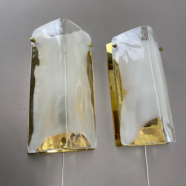 Hollywood Regency Murano Glass Wall Lights attributed to Kalmar Lights, 1960s, Set of 2 For Sale - Image 11 of 18