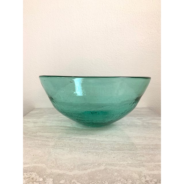 Late 20th Century Tropical Turquoise Blown Crackled Glass Handmade Bowl For Sale - Image 10 of 10