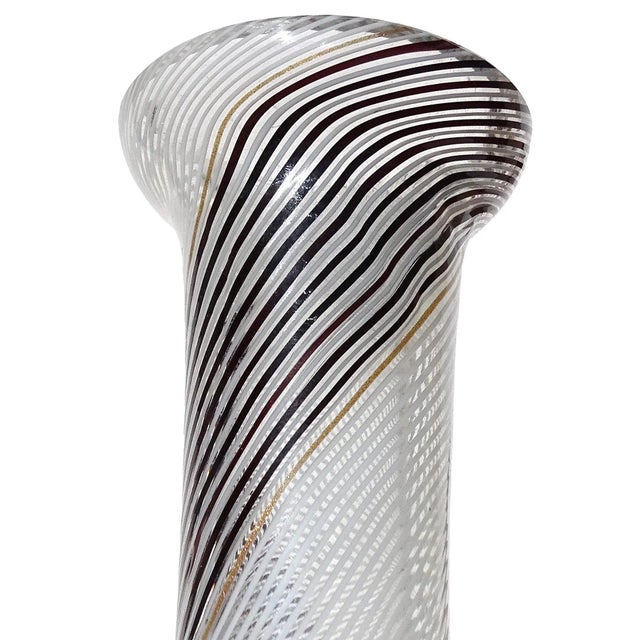 Aureliano Toso Vintage Dino Martens Murano Black White Aventurine Swirl Ribbons Italian Art Glass Flower Vase For Sale - Image 4 of 9