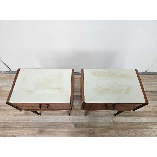 1960s Vintage Walnut Clad Nightstands with Glass Tops, 1960s, Set of 2 For Sale - Image 5 of 18