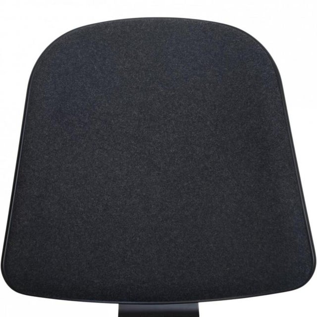 CH07 Shell Chair in Grey Fabric by Hans J. Wegner, 2010s For Sale - Image 14 of 18