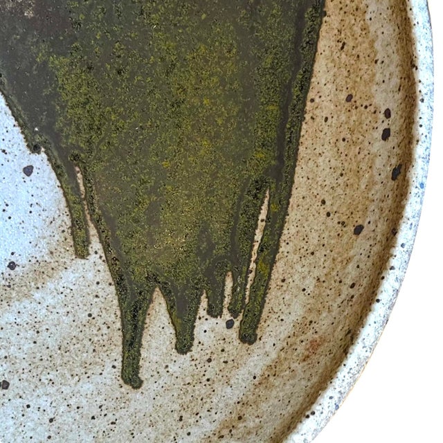 1980s Abstract Wave 20" Stoneware Centerpiece Bowl - 1980's by Ken Edwards - Montana For Sale - Image 5 of 9