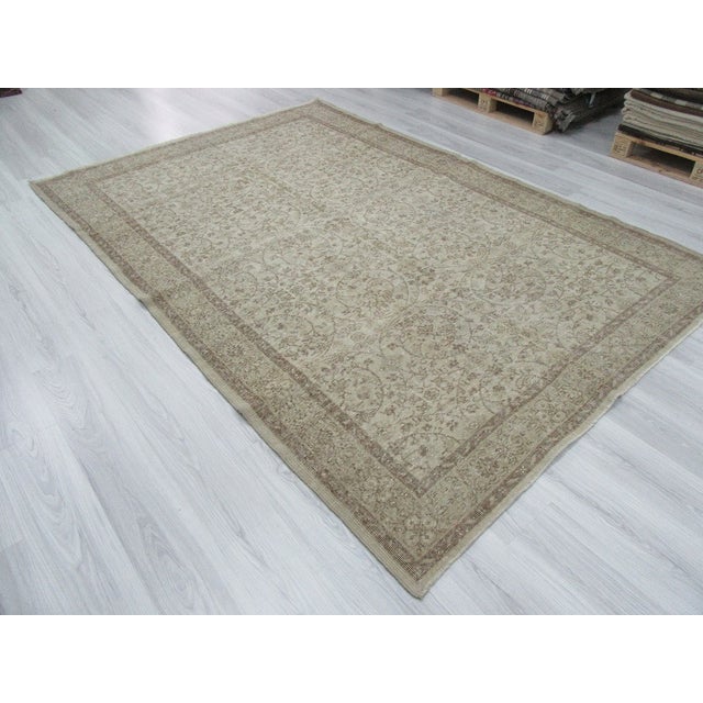 Hand Knotted Vintage Neutral Turkish Area Rug 6'7" X 9'9" Chairish