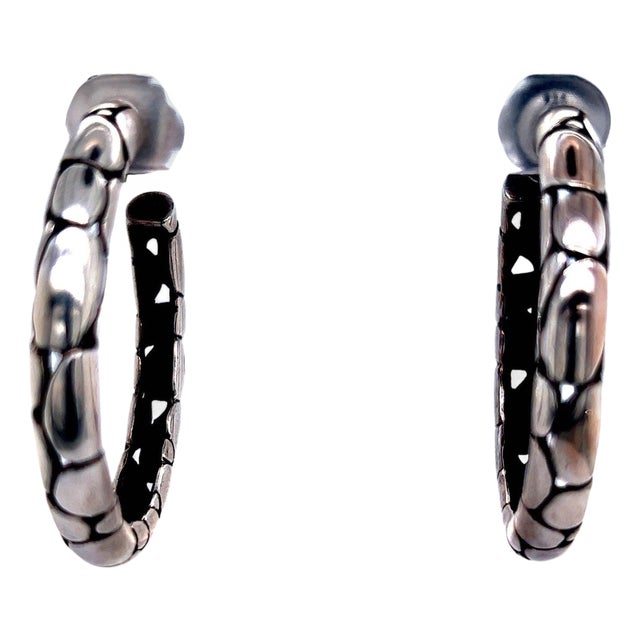 1990s Pair of John Hardy Estate Pebble Hoop Earrings Sterling Silver For Sale