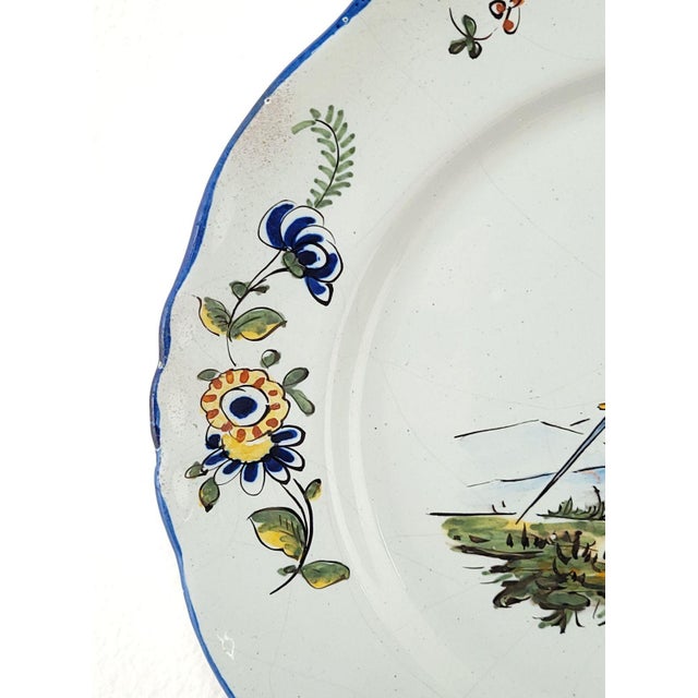 French Country Faïence Plate With Joan of Arc, France, 19th Century For Sale - Image 3 of 7