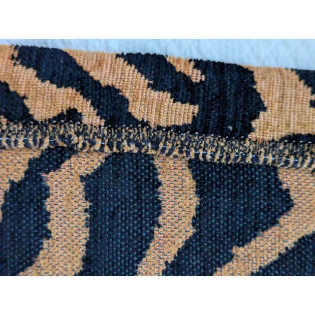 Vintage 1990s Lee Jofa Tiger Woven Jacquard Throw 50"x123" Designer Fabric For Sale In Orlando - Image 6 of 10