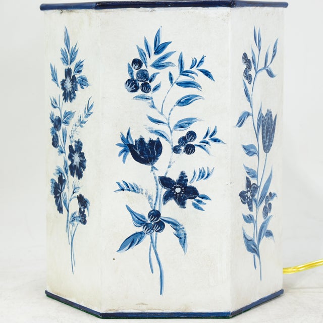 Pair of Vintage Blue and White Hand-Painted Hexagon Tole Tea Caddy Table Lamps For Sale - Image 9 of 11
