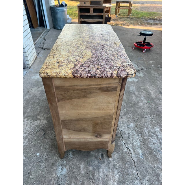 Early 19th Century French 19th Century Louis XVI Bleached Walnut Marble Top Commode For Sale - Image 5 of 12