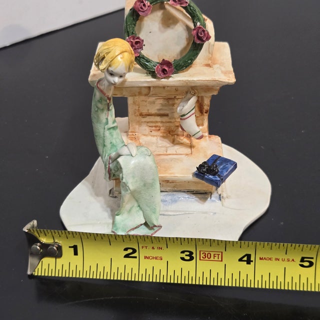 Ceramic A. Colombo Lo Scricciolo Figurine Christmas Girl Fireplace 4" Handmade in Italy For Sale - Image 7 of 8