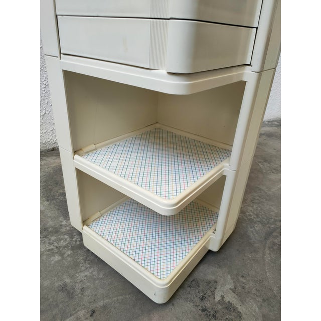 1970s Vintage Side Table in Plastic, 1970 For Sale - Image 5 of 11