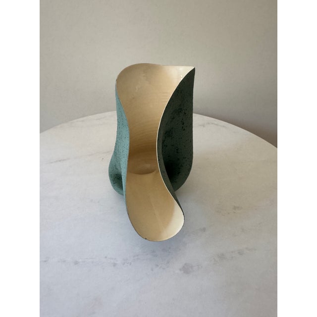 Mid-Century Modern Signed 1954 Abstract Biomorphic Studio Ceramic Vase | Mid-Century Modern | Sculptural Art Pottery | Speckled Dark Green & Ivory Glaze | Dated & Signed For Sale - Image 3 of 8