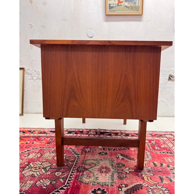 Mid-Century Modern Large Vintage Teak Desk, 1960s For Sale - Image 3 of 11