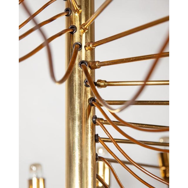 Mid-Century Modern Brass Spiral Chandelier by Gino Sarfatti for Arteluce, Italy, 1970s For Sale - Image 11 of 13