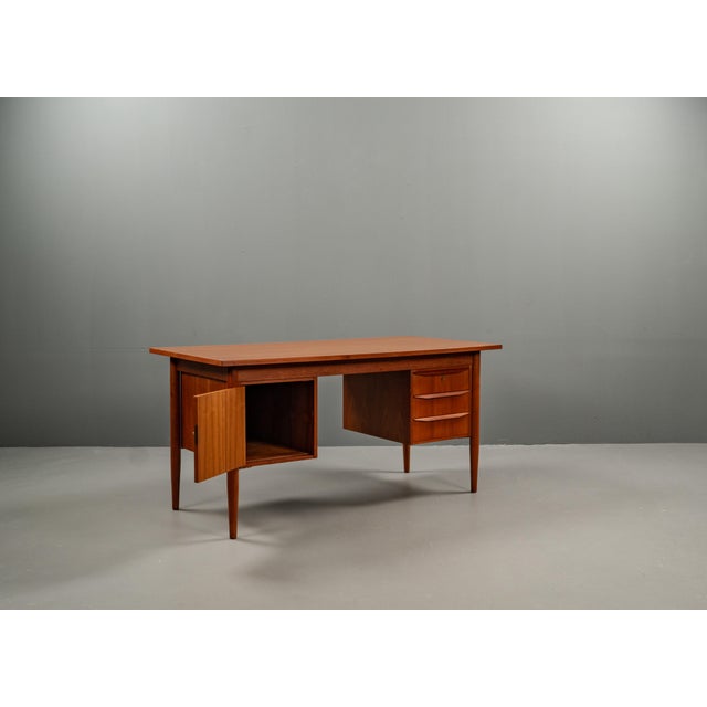 Mid-Century Modern Large Teak Desk by Gunnar Nielsen for Tibergaard, Denmark, 1960s For Sale - Image 3 of 18