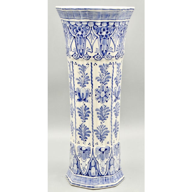 Delft Hand Painted Delftware Chinoiserie Trumpet Vase, 11.5 Inches For Sale - Image 4 of 9