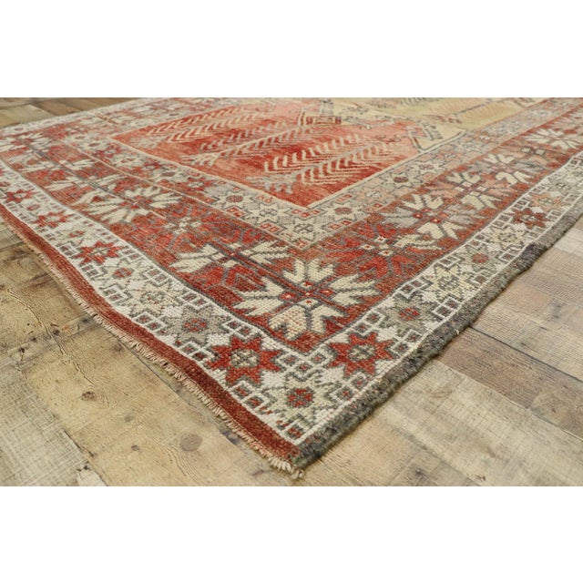 Mid 20th Century Vintage Turkish Oushak Rug, Anatolian Prayer Rug 05'05 X 07'04 For Sale In Dallas - Image 6 of 10
