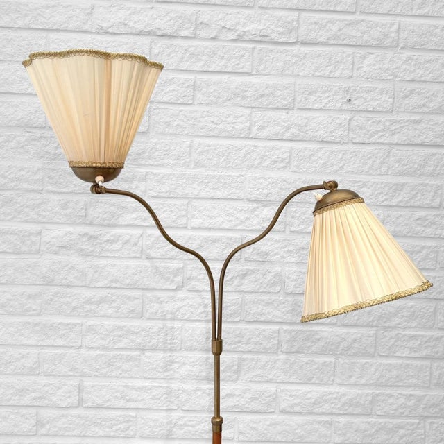 Wood Swedish Modern Floor Lamp in Brass and Teak, Sweden, 1930s For Sale - Image 7 of 17