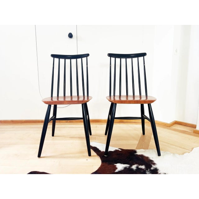 Set of 4 Scandinavian Fannet Spindle Dining Chairs by Ilmari Tapiovaara, Curved Teak Seats, 1960s - 4 Pcs For Sale - Image 9 of 10