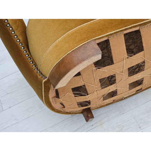 Danish 2-Seater Banan Sofa in Olive Green Furniture Velour, 1960s For Sale - Image 18 of 18