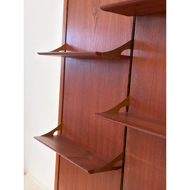 1970s Vintage Modular Wall Bookcase in Teak, 1970s For Sale - Image 5 of 14