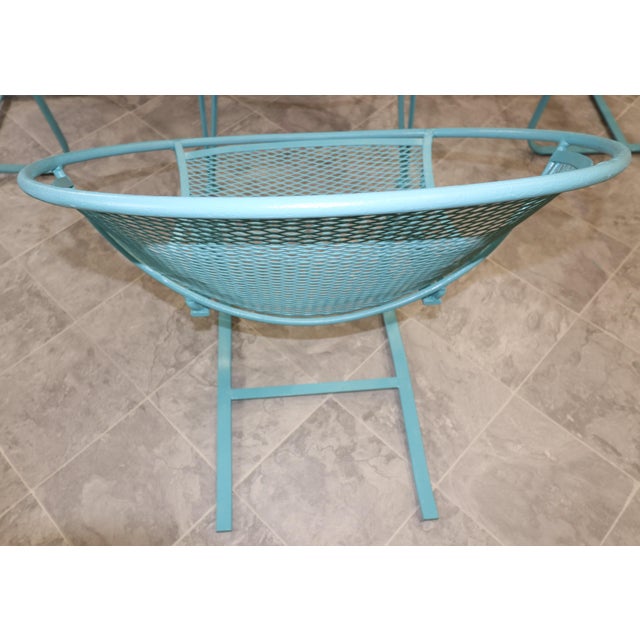 Four Maurizio Tempestini for Salterini “Radar” Cantilever Lounge Chairs With Table, 1950s, Attributed For Sale - Image 10 of 17