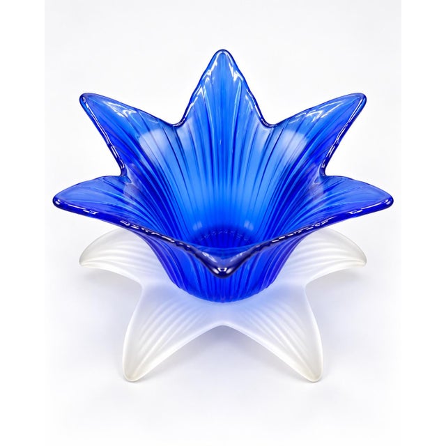 Mid-Century Modern Vintage Cobalt Blue Sculptural Art Glass Flower Bowl For Sale - Image 3 of 4