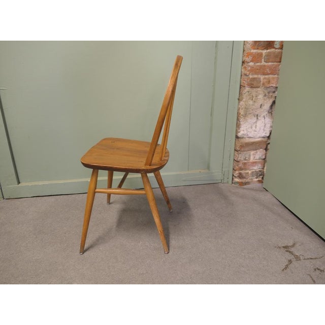 1960s Vintage Windsor Dining Chairs from Ercol, 1960s, Set of 8 For Sale - Image 5 of 9