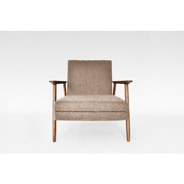 Mid-Century Modern Vintage Convertible Sleeping Armchair by Valerija Ema Cukermanienė for Vilniaus Baldų Kombinatas, 1960s For Sale - Image 3 of 8