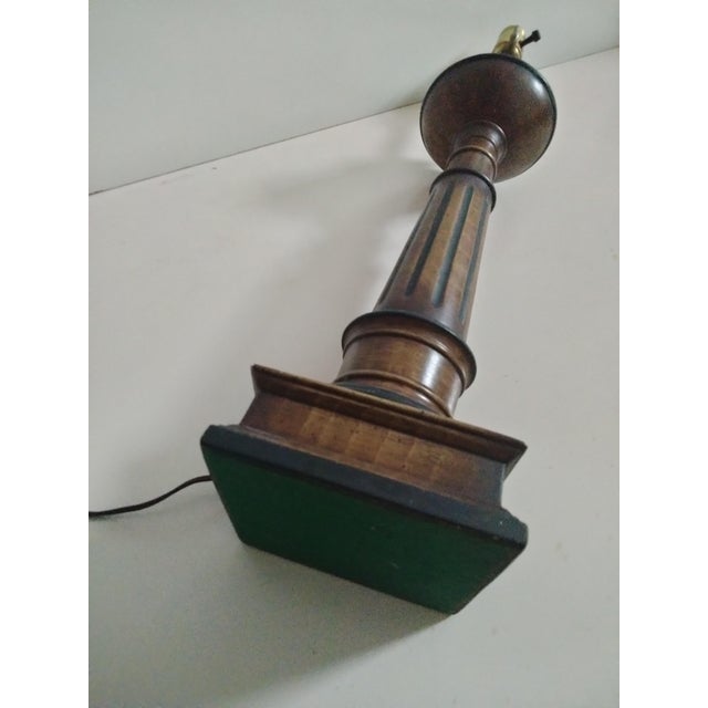 American Mid 20th Century urned Metal Table Lamp For Sale - Image 3 of 3