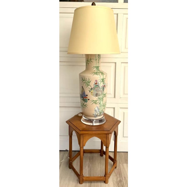 Vintage Hand-Painted Chinoiserie Butterfly Porcelain Table Lamp on Lucite Base For Sale - Image 12 of 12