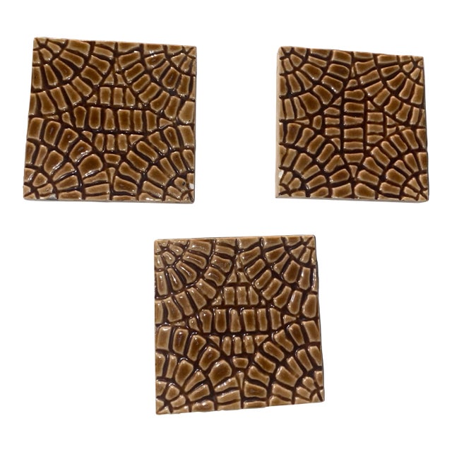 1880s J. & j.g. Low Art Tile Works Chelsea Ma Aesthetic Movement Tiles - Set of 3 For Sale