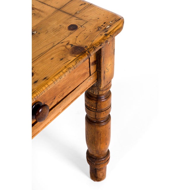 Welsh Farmhouse Table in Pine, 1890s For Sale - Image 13 of 15