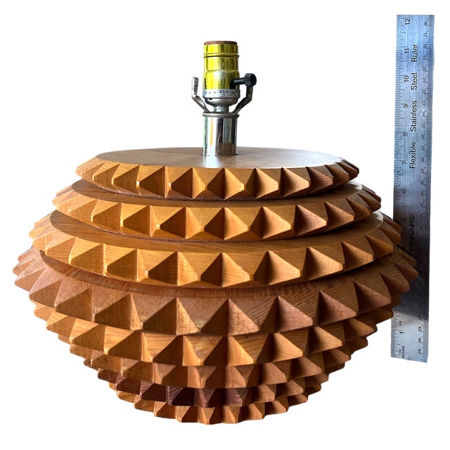 Wood 1970s Hand-Carved Sawtooth Wood Table Lamp — Artisan Made For Sale - Image 7 of 9