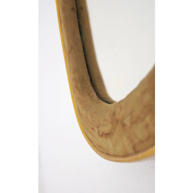 Mid-Century Modern Oval Wall Mirror in Brass and Velvet, 1960s For Sale - Image 8 of 10