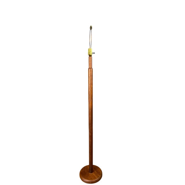 For sale is this very nice Vintage Teak Martz Floor Lamp for Marshall Studios
