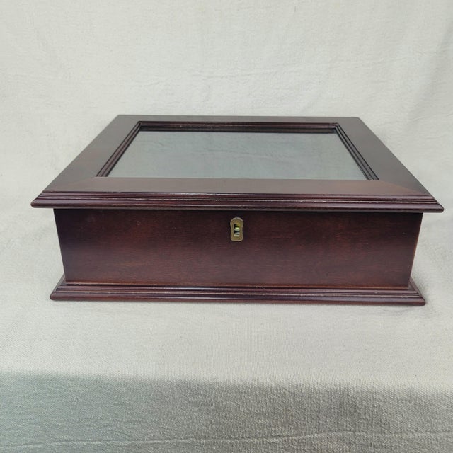 Vintage 1994 Bombay Company Mahogony Wood Glass Top Display Shadow Box Green Velvet Interior For Sale - Image 6 of 14