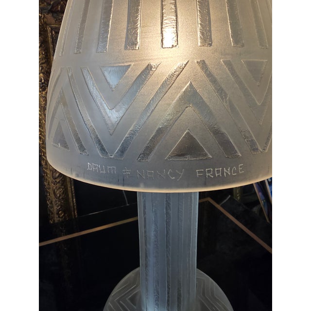 French Art Deco Mushroom Lamp in Frosted Glass from Daum, 1930 For Sale - Image 4 of 14