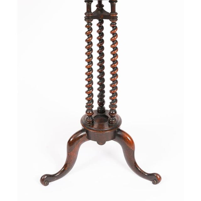 Antique George III Occasional Table by Gonçalo Alves, 18th Century For Sale - Image 6 of 10