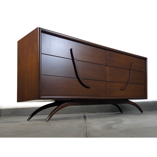 Vintage Mid Century Modern Dresser in the Manner of Vladimir Kagan, C1960s For Sale - Image 9 of 17