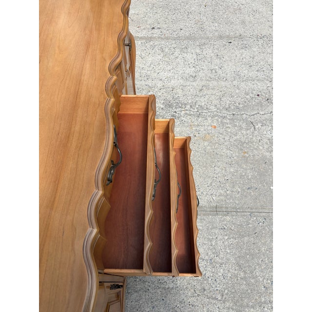 Vintage French Provincial Sideboard Buffet Credenza Server With Serpentine Front For Sale - Image 9 of 12
