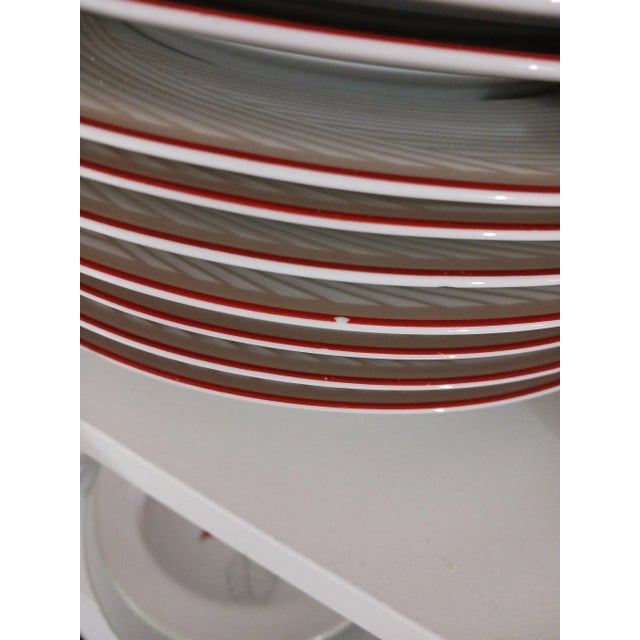 1960s Mid-Century Modern Dansk Tapestry "Twill" Dinner Plates Jack Larson - Set of 6 For Sale - Image 4 of 4