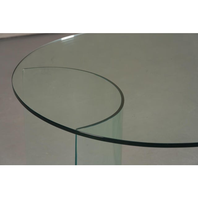Vintage Oval Tempered Glass Dining Table from Fiam, Italy, 1980s For Sale - Image 4 of 8